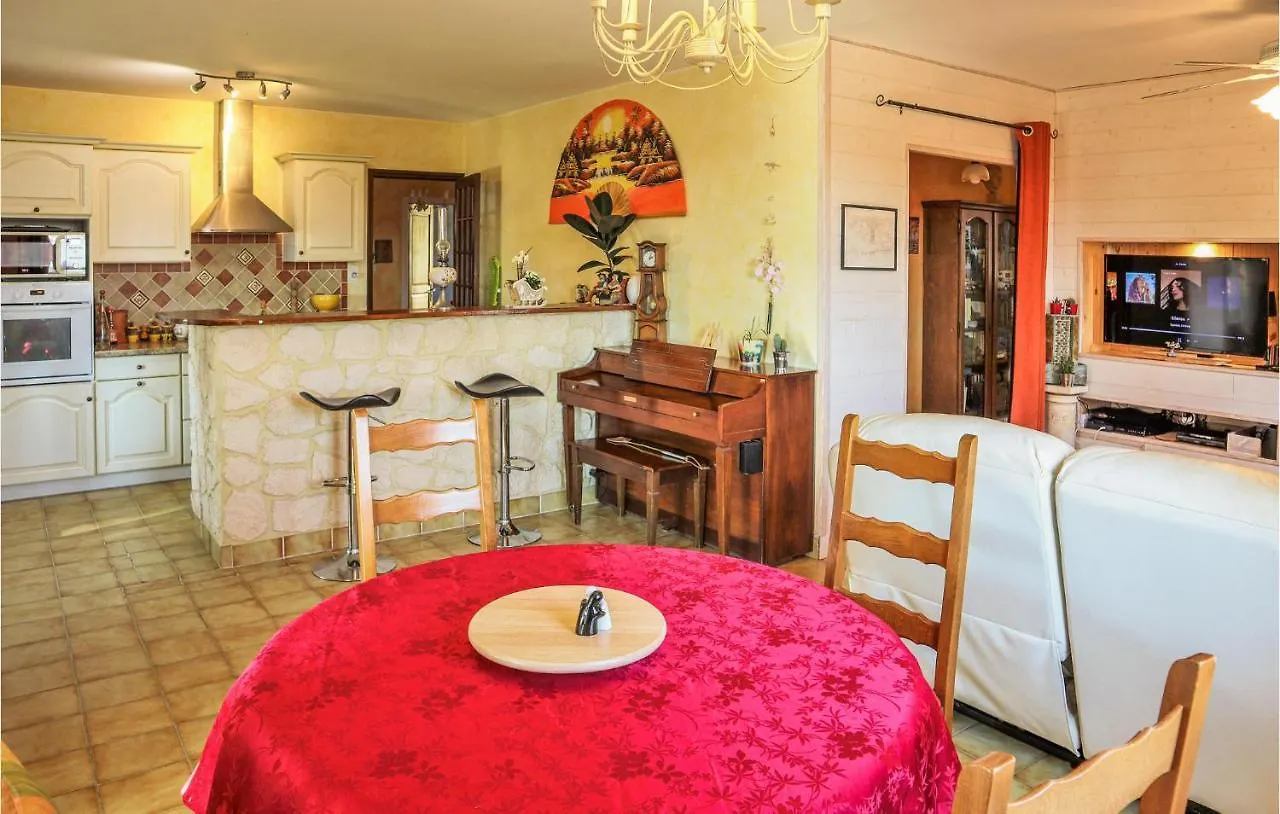 Holiday home Beautiful Home In Meysse With Kitchen