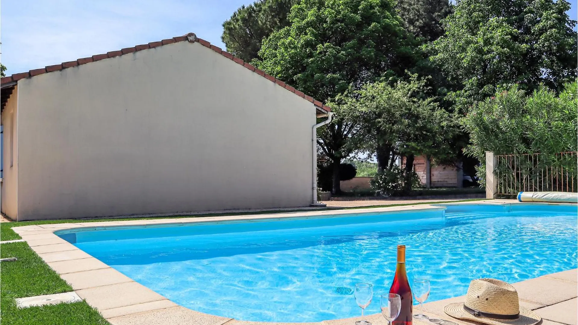 Holiday home Beautiful Home In Meysse With Kitchen France